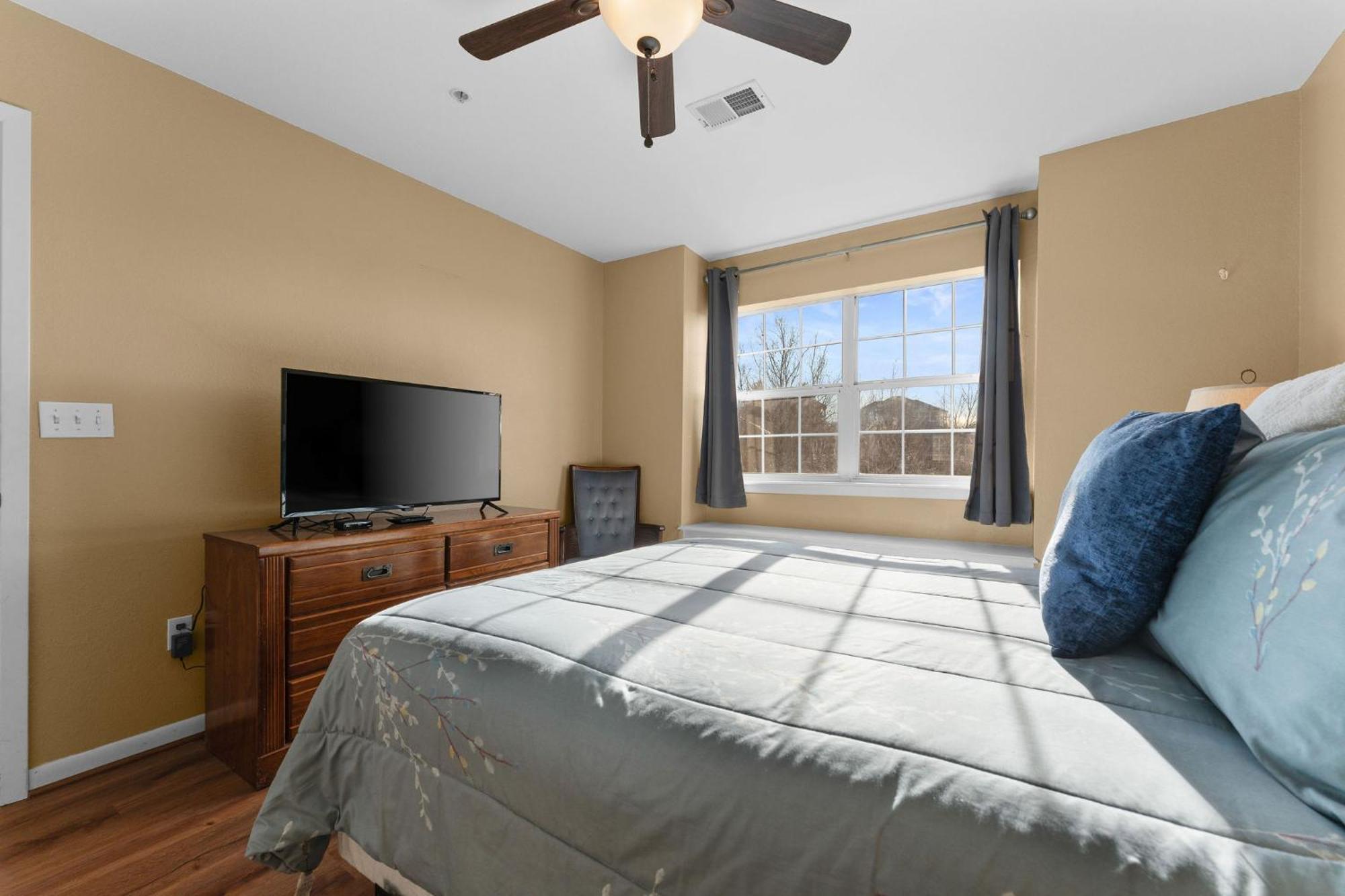 Cozy Top Floor 2Br Condo With View And Amenities!! Point Lookout Exteriér fotografie
