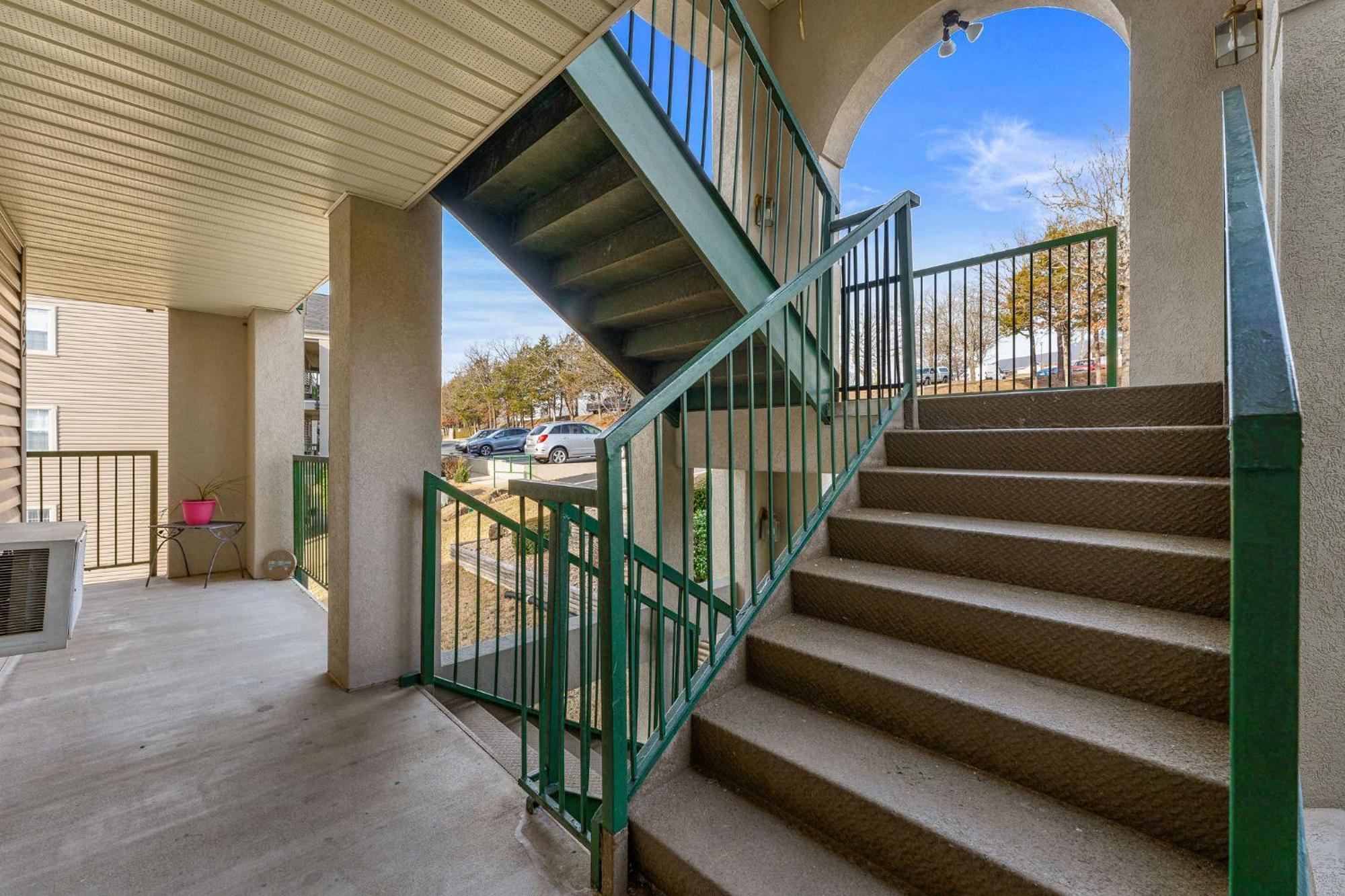 Cozy Top Floor 2Br Condo With View And Amenities!! Point Lookout Exteriér fotografie