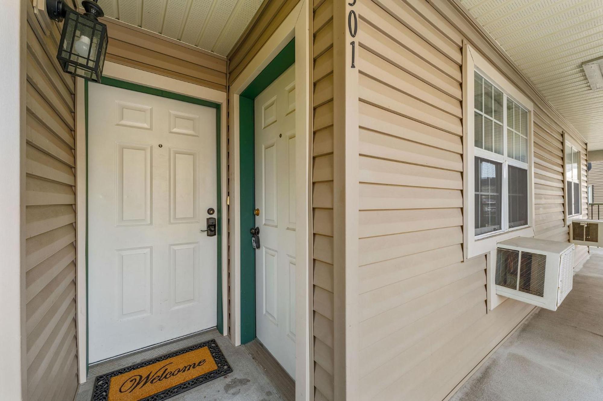 Cozy Top Floor 2Br Condo With View And Amenities!! Point Lookout Exteriér fotografie