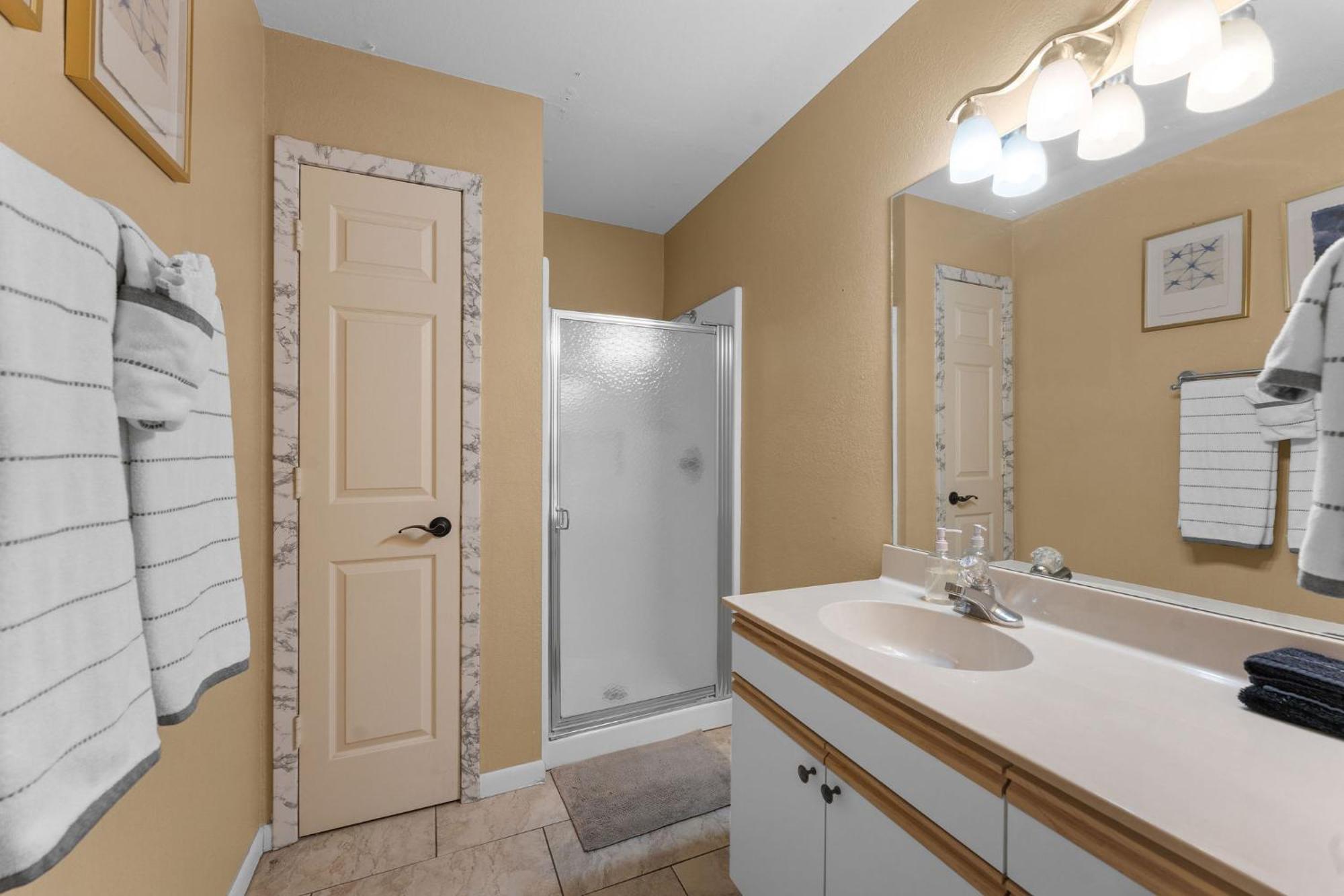 Cozy Top Floor 2Br Condo With View And Amenities!! Point Lookout Exteriér fotografie